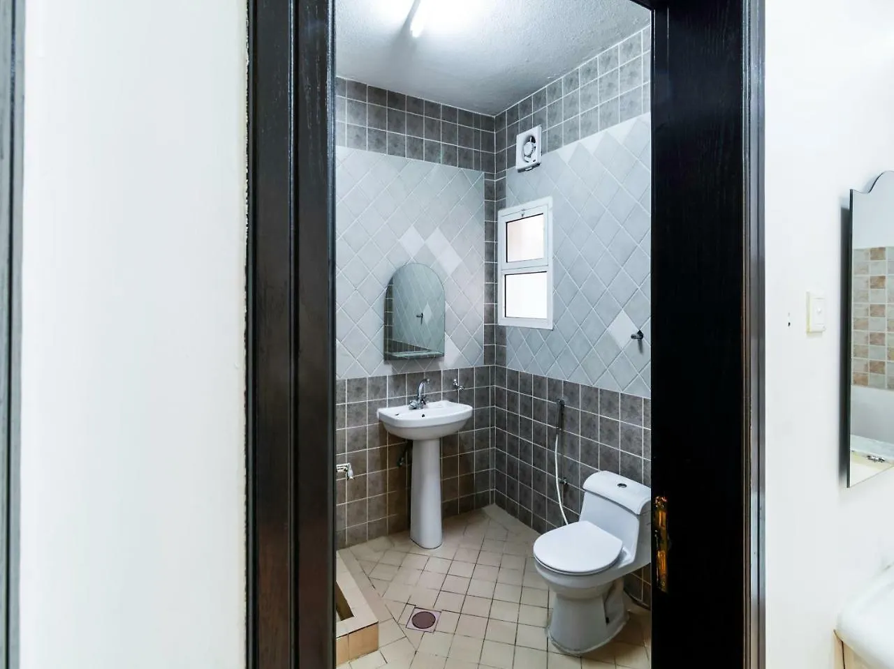 Oyo 149 Sahat Al Bonduqiya Furnished Units Aparthotel Riyadh